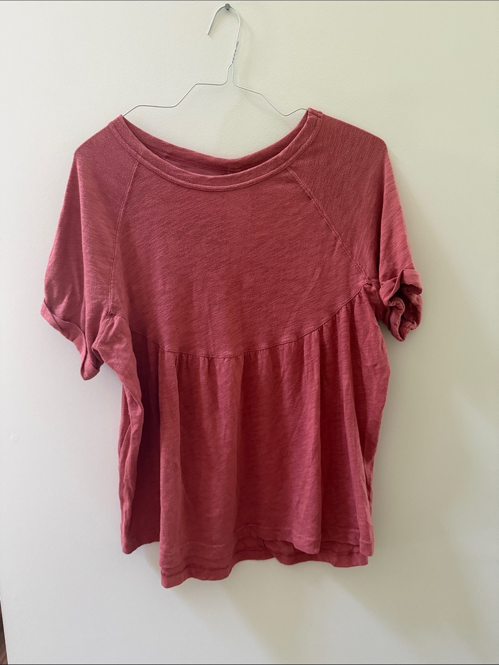 American Eagle Outfitters Rose Short-Sleeve Peplum Tee